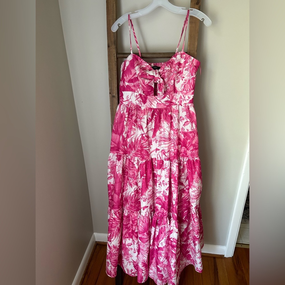 Beautiful pink maxi dress size L sleeveless